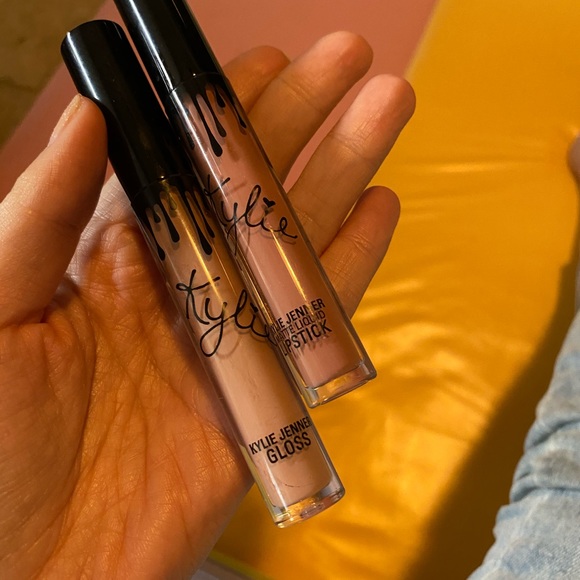 Two Kylie lip gloss. Only used once. - Picture 3 of 6